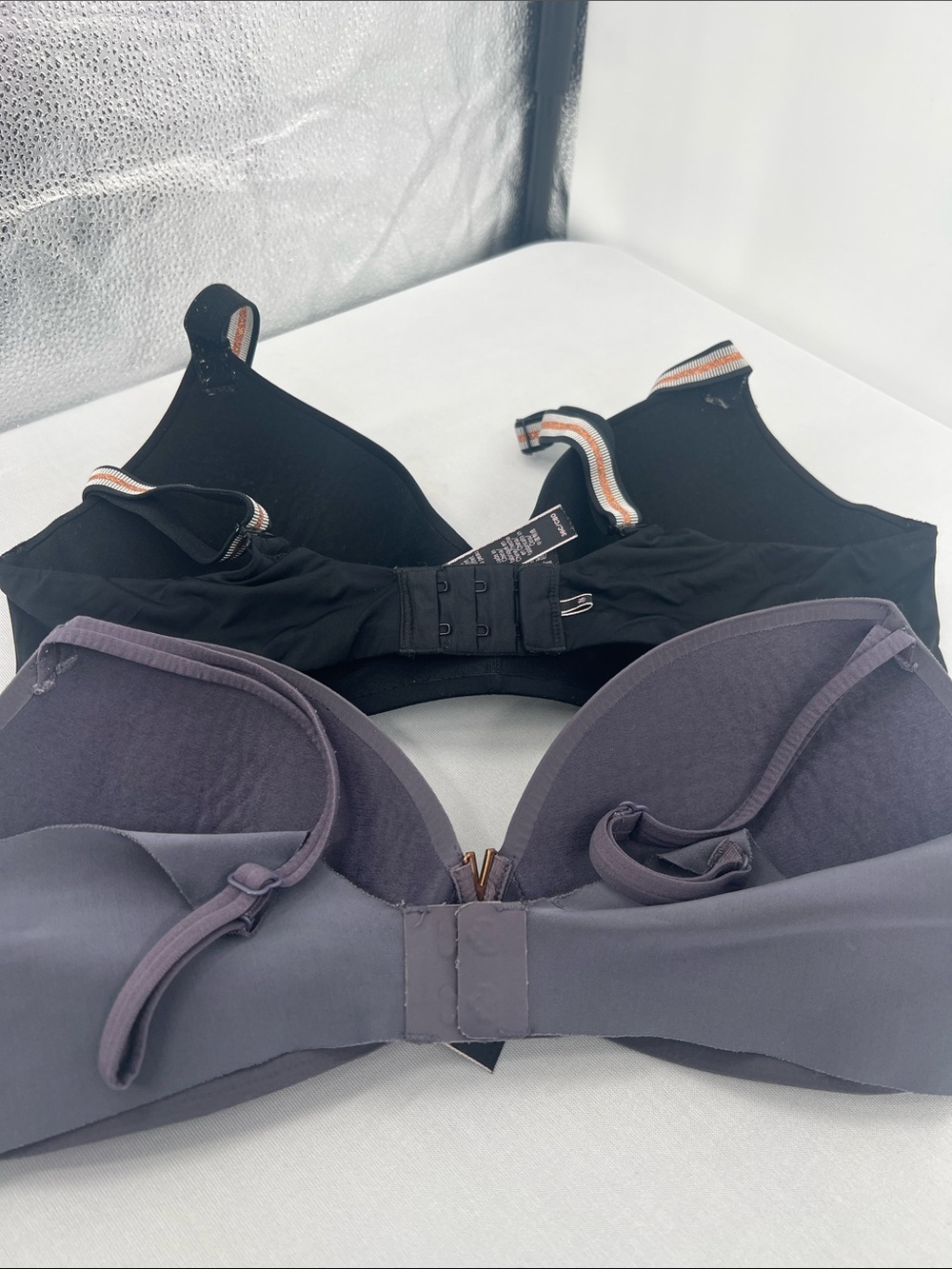Victoria's Secret wireless T-Shirt Bra - bundle - Picture 3 of 7